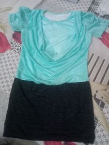 Beutiful Top For Teenager Girl It's Come 13 To 16 Year Girl. Each Price Is Only 80/