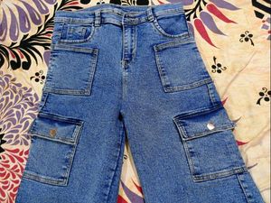 Stylish Denim Cargo Jeans –Durable,Trendy &amp; Comfy