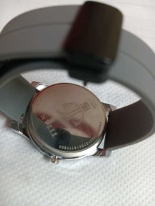 price dropTitan Watch (Institutional) Brand new G