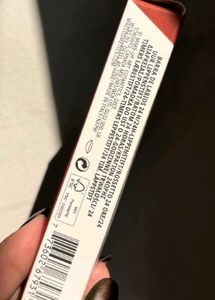 MAC locked kiss lipstick shade 69 Sophistry