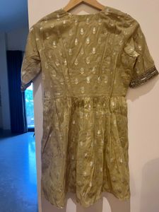 Embroided Ethnic Kurta