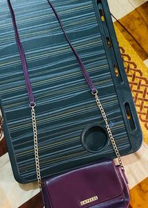 💜Caprese Purple Chain Sling Bag💜