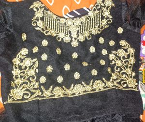 Skirt With Blouse And Ruptta