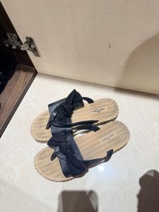 Cute Black Bow Flip Flops