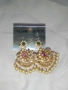 festive earrings combo 💕
