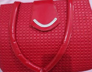 Styles Red ♥️ Colour Handbag 👜