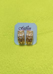 Ad Stone Half Circle Hoops