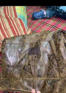 *price reduced*Vintage Tooled Paisley Handbag