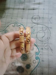 Golden Bangles (Set of 2)