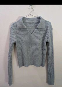 Stylish Gray Knit Crop Top