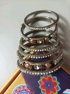 Embellished Bangle Set