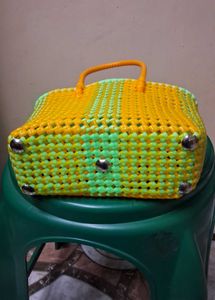 Small wire basket