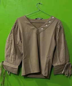 Stylish Brown Top with Puffed Sleeves