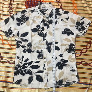 🏝️Connor Beach Party Shirt– White with Black Leaf