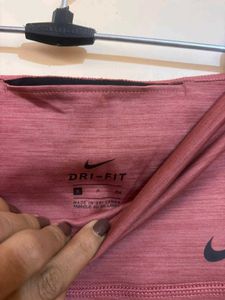 Nike Women's Pink Leggings