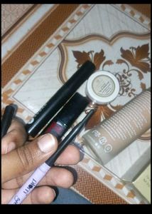Makeup bundle