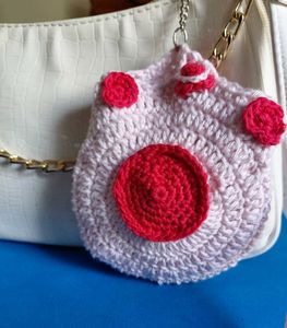 Cat paw earphone holder.