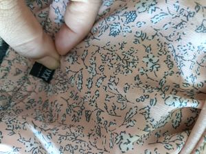 Pretty Floral Print top