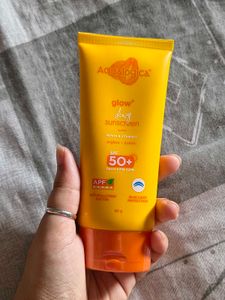 Aqualogica Glow+ Dewy Sunscreen SPF 50+
