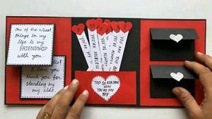 Customized Card's❤✌