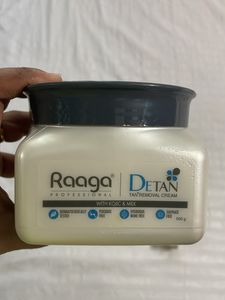 Detan Cream And Tinted Moisturiser