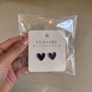 Chic Heart Stud Earrings