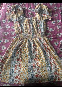 Floral Smocked Waist Puff Sleeve Dress