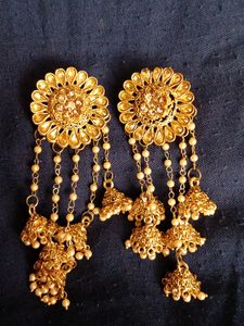 Earring
