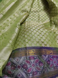 Elegant Green Saree without blouse