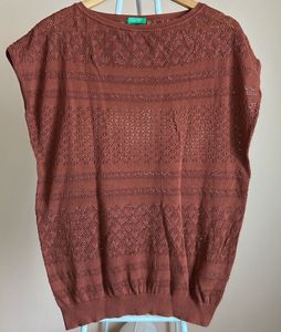 Chic Textured Brown Top