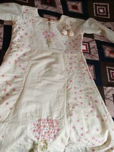 Cream &amp; Pink Floral Print Kurta