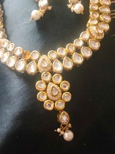 kundan necklace jewellery with maangtika