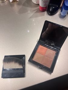 Givenchy Prisme Libre Pressed Powder