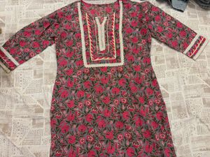 Stylish Grey Floral Print Kurta