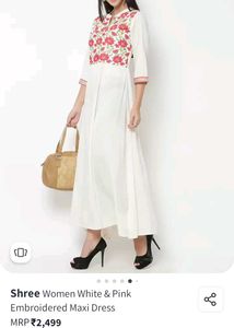 Elegant White Embroidered Kurta