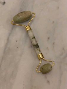 Jade Facial Roller &amp; Gua Sha Set