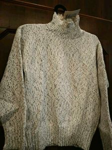 Cozy Speckled Turtleneck Sweater