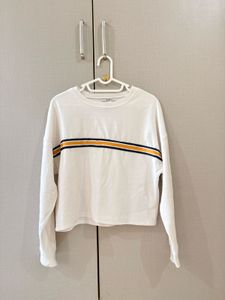 Forever 21 white sweatshirt