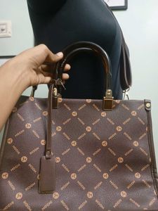Stylish Brown Mochi Handbag