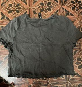 HM Crop-top shirt