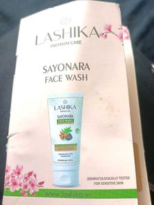 Lashika Sayonara Facewash