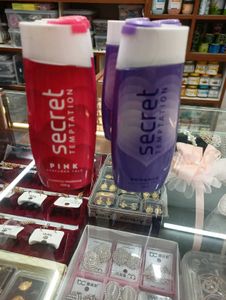 Secret Temptation Talcum powder