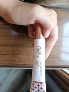 Just Herbs 3-in-1 Pore Refining Primer