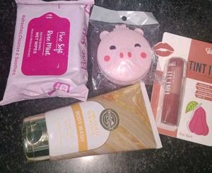 Beauty Bundle: Body wash Lip balm wipes