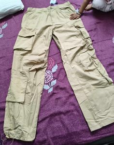 Khaki Cargo trouser