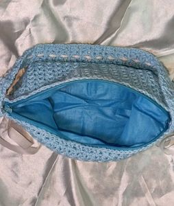 Chic Crochet Shoulder Bag