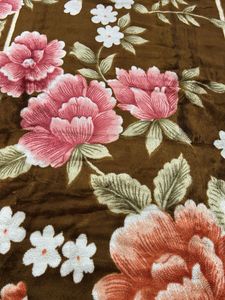 Cozy Floral Print Blanket