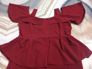 Chic Red Cold Shoulder Peplum Dress