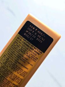 Lakme Sun Expert Dry Matte Fluid SPF 50