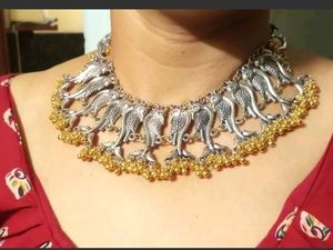 🌸 Oxidised choker
